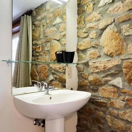 Spacious Holiday In La Reid With Terrace And Garden